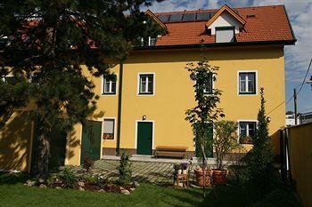 Kasper 3*